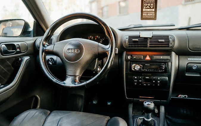 Audi A3 cena 9500 przebieg: 320000, rok produkcji 2001 z Łobżenica małe 781
